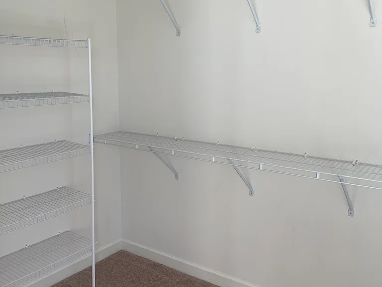 328 Munahan Cir #B — Photo 12