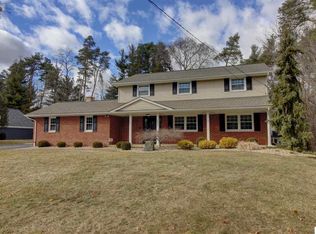 1724 Maybrook Rd, Jackson, MI 49203