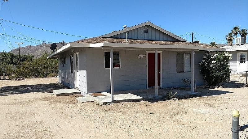 1st image of 73827 Cactus Dr