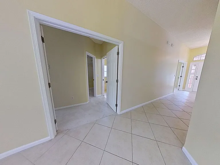 12404 Hatton Chase Ln W — Photo 14