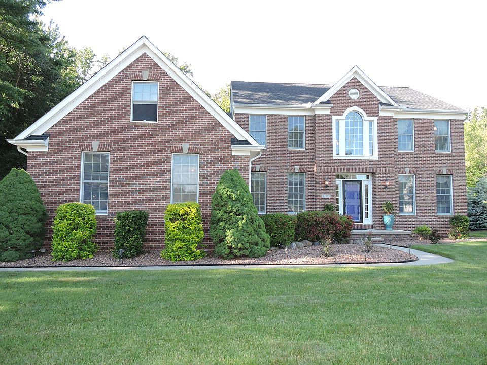 1st image of 32175 Teasel Ct