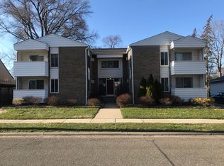 255 E Drayton St #107, Ferndale, MI 48220
