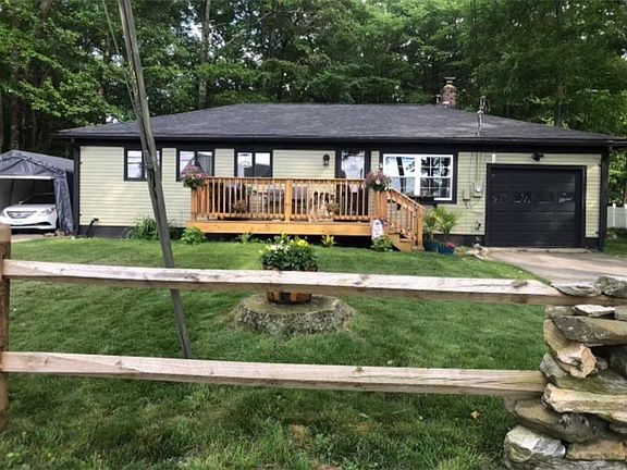 2nd image of 420 Reservoir Rd