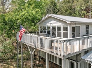73 Bayshore Dr, Dawson Springs, KY 42408