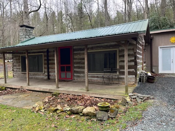 124 Pond Rd, Boone, NC 28607
