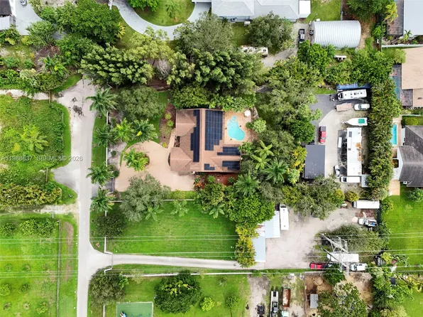 15720 SW 56th St, Southwest Ranches, FL 33331