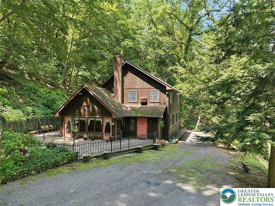 1st image of 3612 River Rd