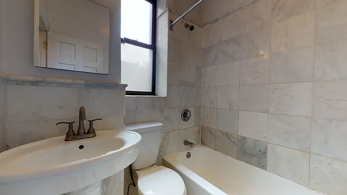 Rented by Bond New York | media 27