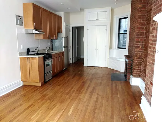 Rented by City Connections Realty | media 13