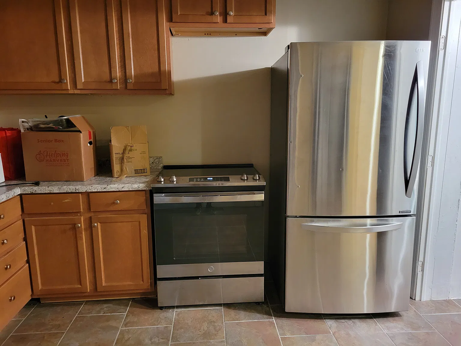 2 bed, 700 sqft, $1,350 — Photo 1