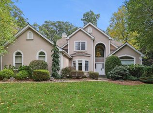 39 Oxford Drive, Montebello, NY 10901