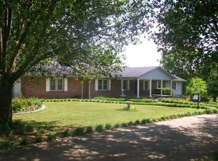 402 Windy Hill Rd, Central, SC 29630