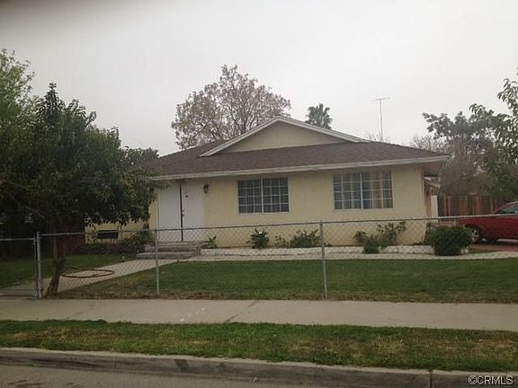 2nd image of 1229 W 17th St