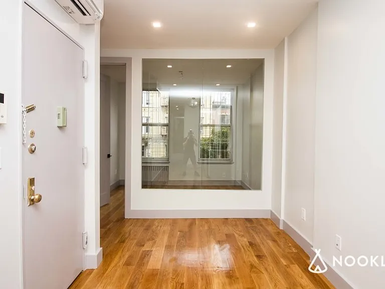379 S 5th St #4L — Photo 6