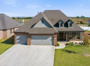 1422 E Washington Pl, Broken Arrow, OK 74012