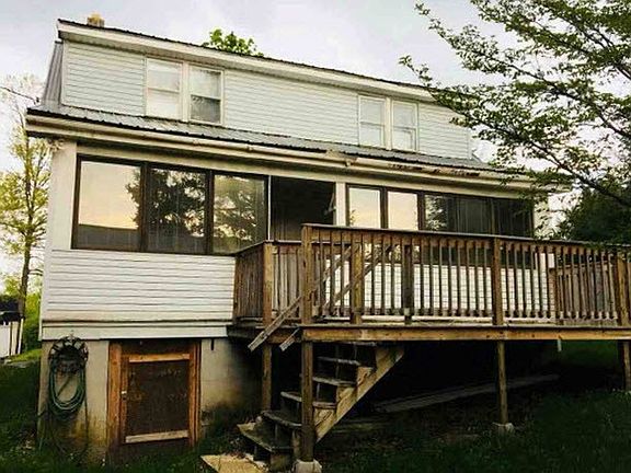 2nd image of 1112 Woodward St