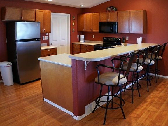 Kitchen/Breakfast bar