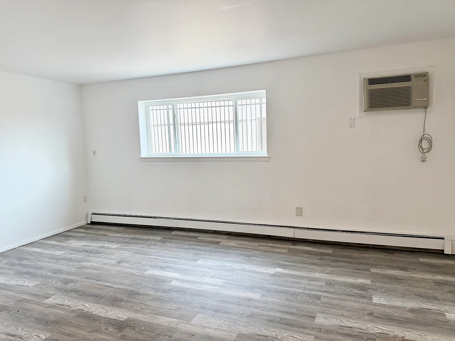 1 bed, 641 sqft, $875 — Photo 4