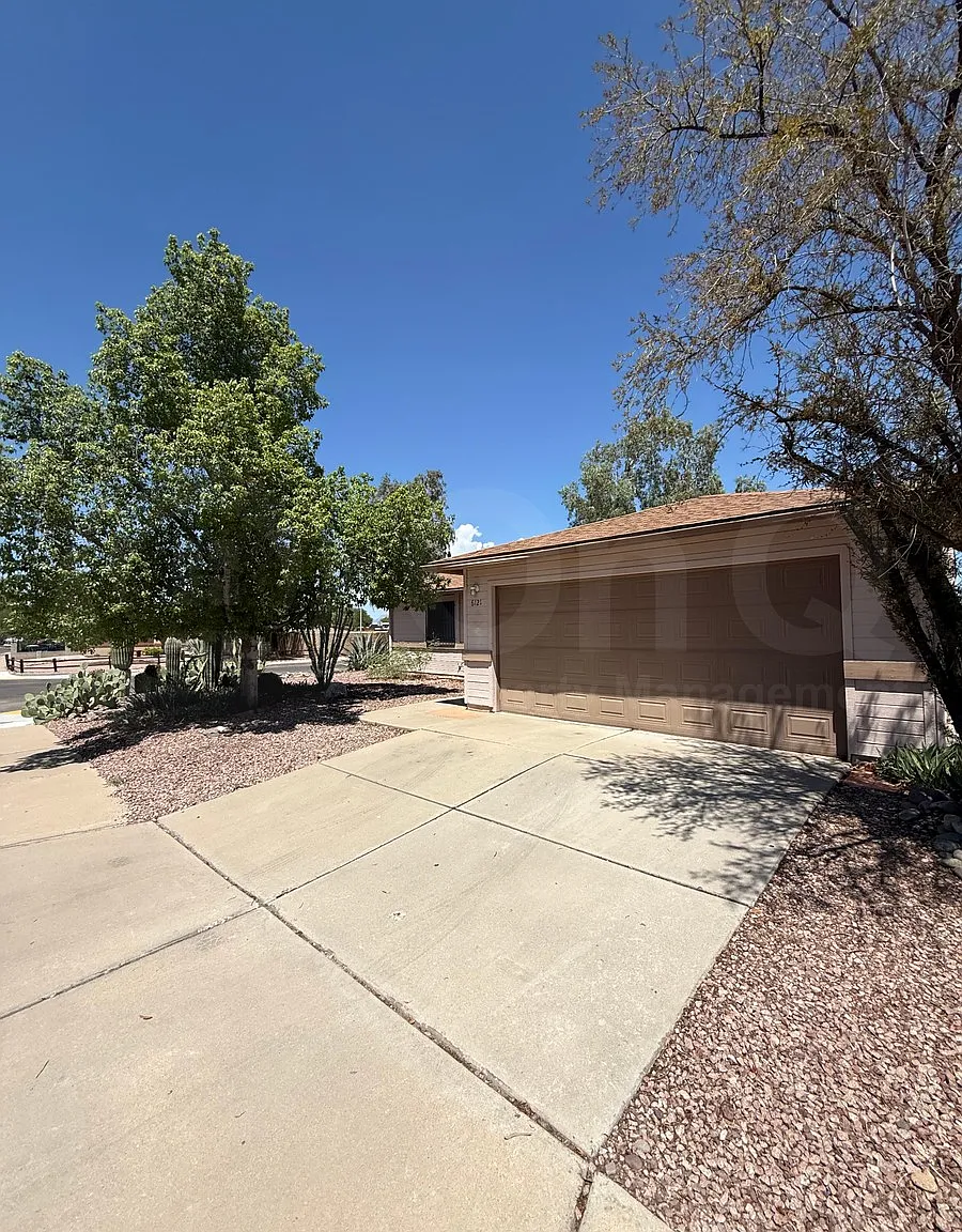 2 bed, 2.0 bath, 1170 sqft, $1,695 — Photo 4