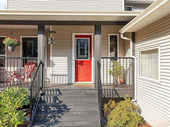 4th image of 1111 Fern Ridge Dr