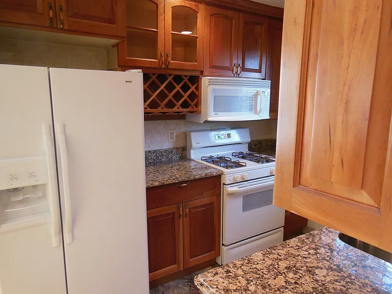 1412 N Rolfe St #5 — Photo 3