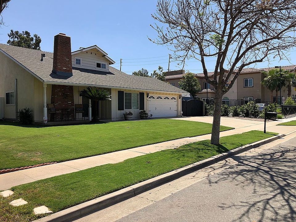 2nd image of 420 Pepper Tree Dr