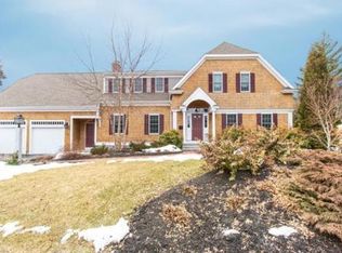 1 Brookdale Ave, Wellesley, MA 02482