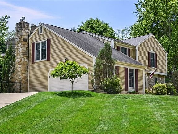3rd image of 1405 Brilikim Dr