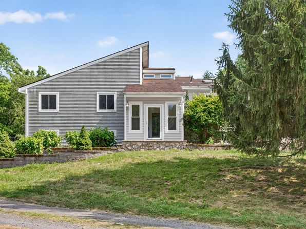 211 Prospect Rd