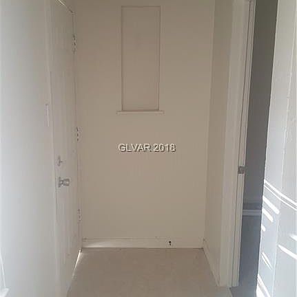 2nd image of 225 Earl St