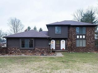 2858 Newport Rd, Ann Arbor, MI 48103