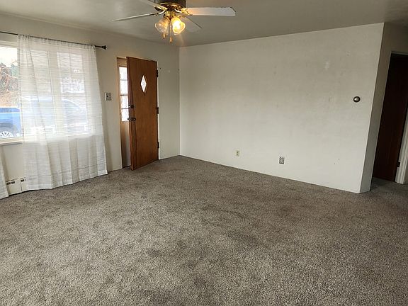 5th image of 1110 Missoula Ave