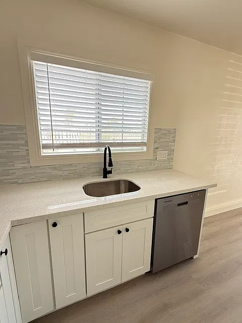 Studio, 450 sqft, $950 — Photo 4