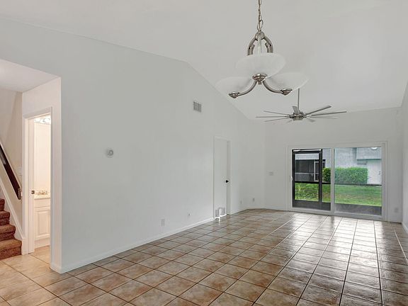 5th image of 3883 Island Club Cir W