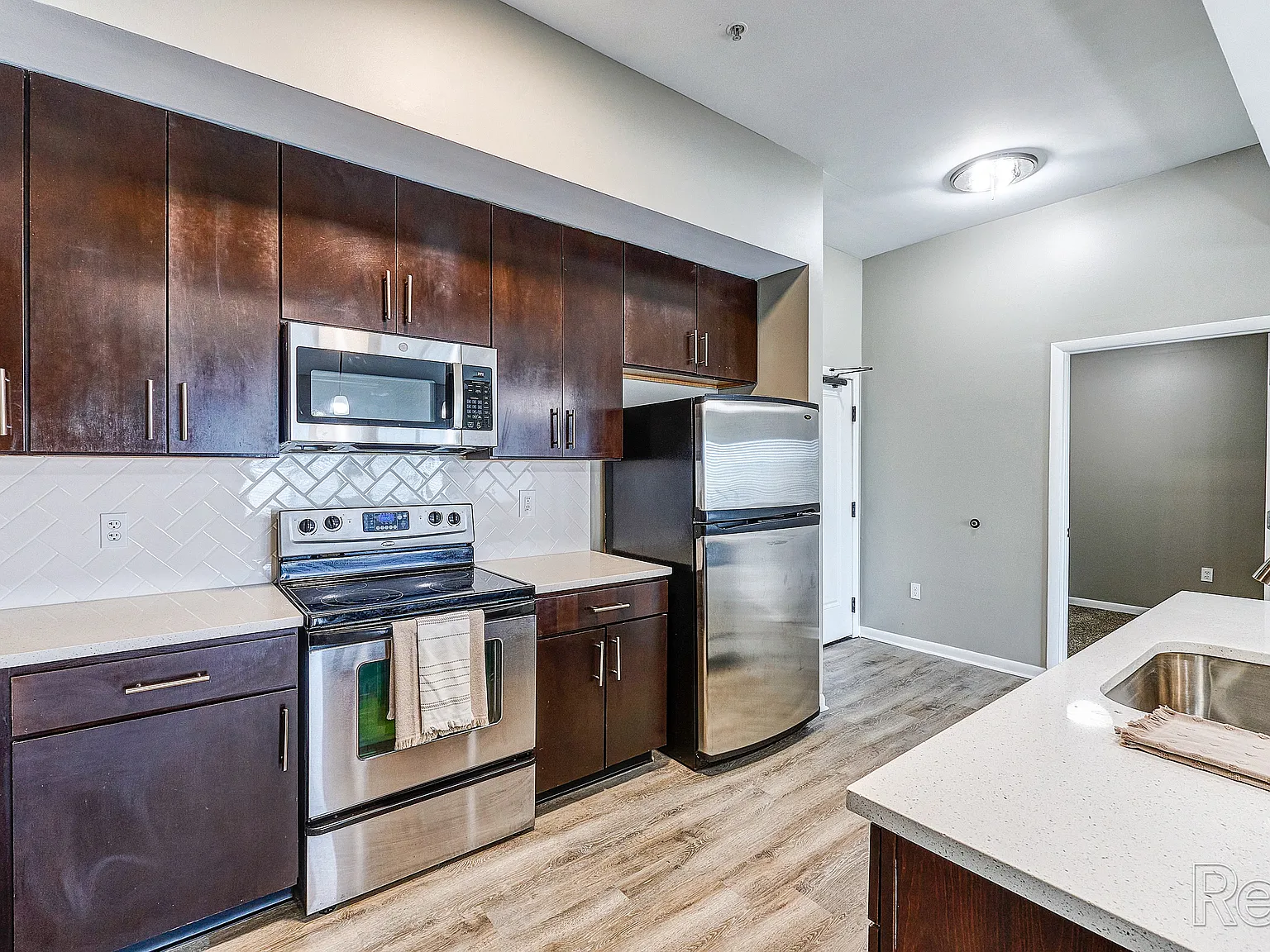 Zona Rosa Apartments — Photo 3