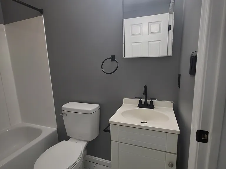 514 Saint Paul Pl #D — Photo 11