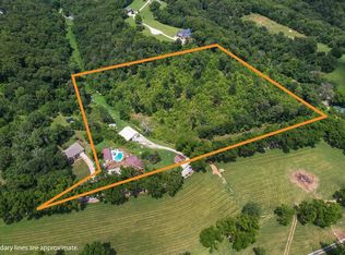 13692 Walnut Valley Rd, Rogers, AR 72756