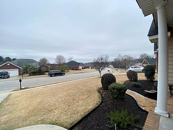 5th image of 2024 Lake Forest Dr