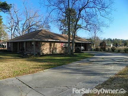 DRIVEWAY VIEW : HORSE SHOE DRIVEWAY