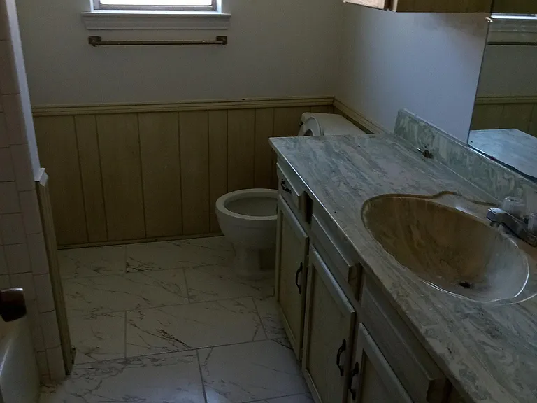 806 Hillsdale Dr — Photo 6