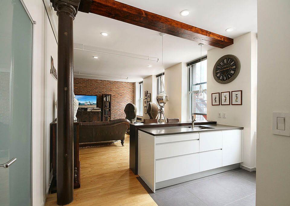 1st image of 84 W Broadway APT 3N