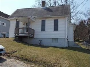 143 Bellevue St, Washington, PA 15301