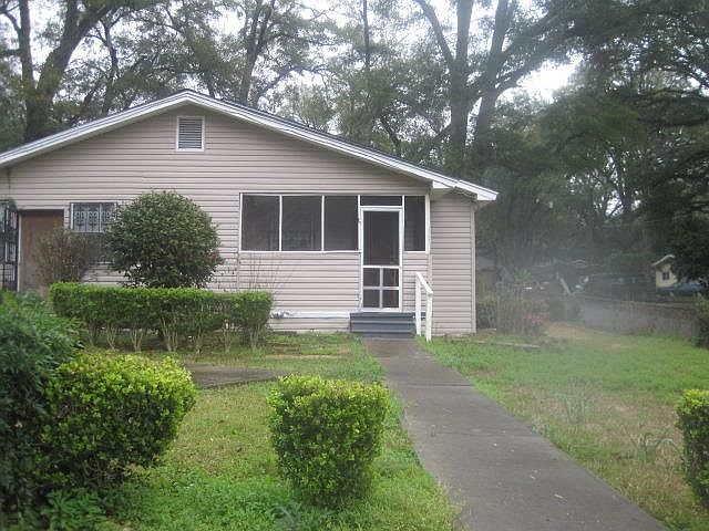 1st image of 1323 Central St