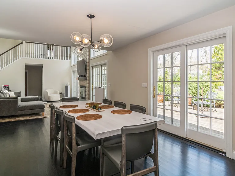 8 Indian Pipe Dr — Photo 5