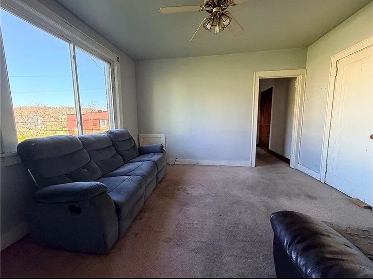 355 Euclid Ave #1 — Photo 4