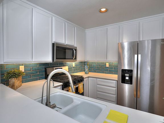 5th image of 433 Por La Mar Cir
