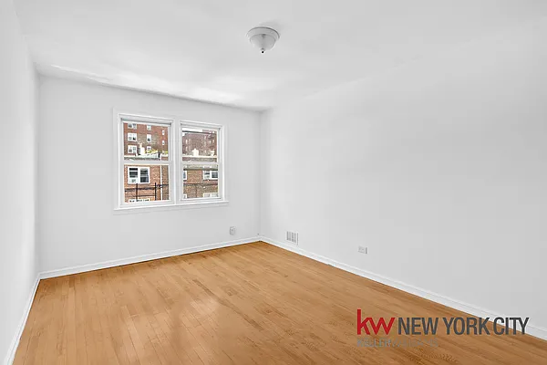Rented by Keller Williams NYC | media 32