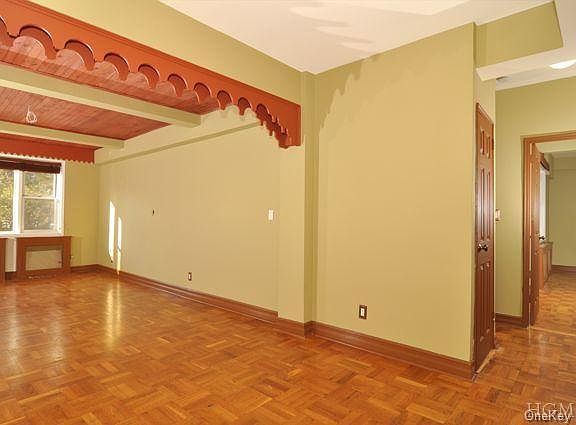 3rd image of 3 Sadore Ln APT 1U