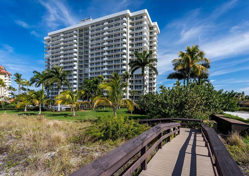 1st image of 140 Seaview Ct APT 204