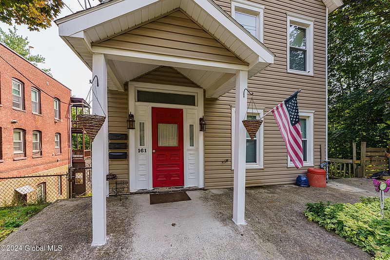 5th image of 161 Central Avenue